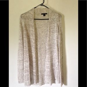 Tahari Cardigan Size LG
